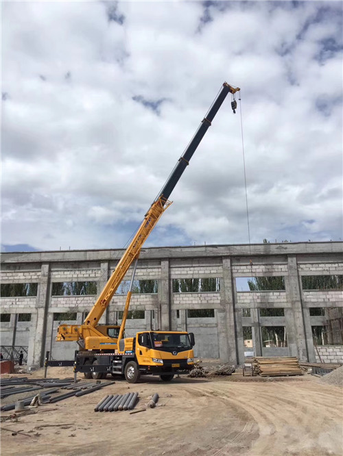 金凤区吊装作业前会做设备检查吗？安全保障措施有哪些？